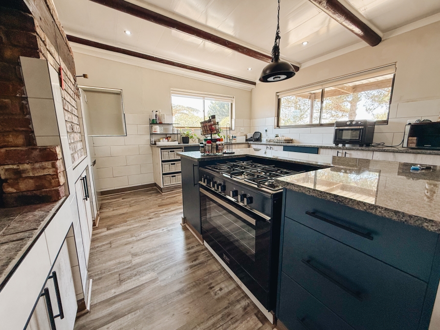 4 Bedroom Property for Sale in Aalwyndal Western Cape